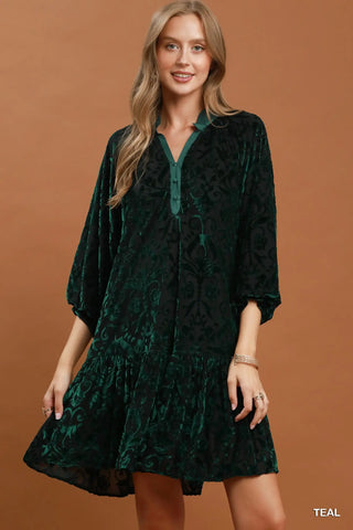 The Adelaide Raglan Puff Sleeves Scalloped Henley Neck Velvet Dress