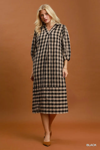 The Allison Checkered Wide Open Collared Midi Dress with Pockets