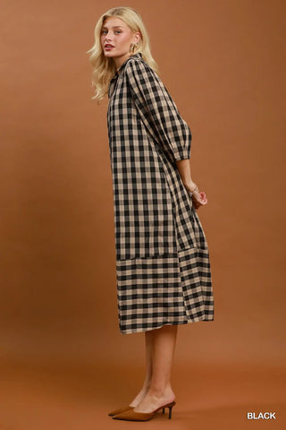 The Allison Checkered Wide Open Collared Midi Dress with Pockets