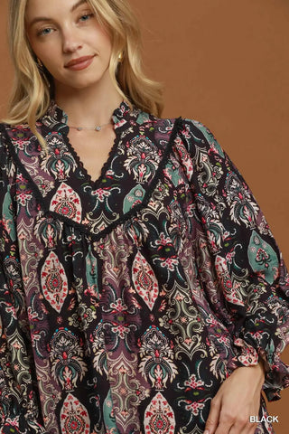 The Serena Floral Baroque Print Puff Sleeve Top with Scallop Lace