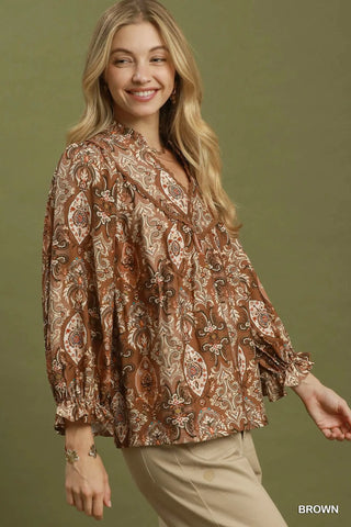 The Serena Floral Baroque Print Puff Sleeve Top with Scallop Lace