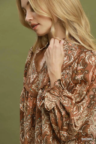 The Serena Floral Baroque Print Puff Sleeve Top with Scallop Lace