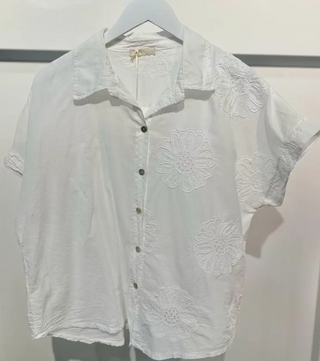Embroidered Cropped Button Down-White