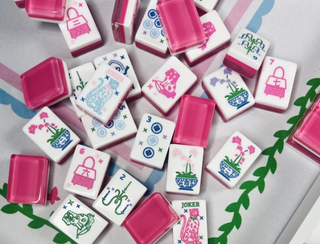Mahjong Tiles Grandmillennial and Matching Mat